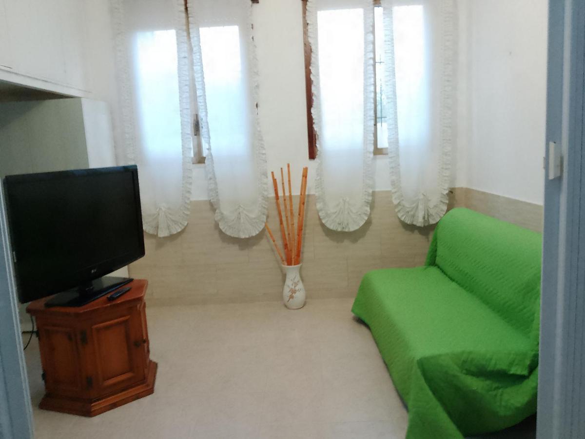 Villino Il Melograno Villa Торе Спекия Руджери Екстериор снимка